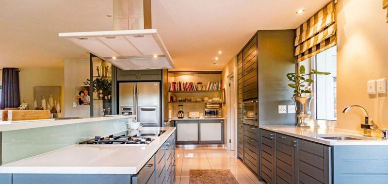 4 Bedroom Property for Sale in Stellenbosch Central Western Cape